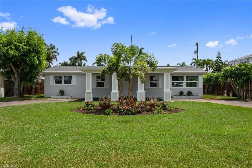 1268 14th AVE N NAPLES, FL 34102