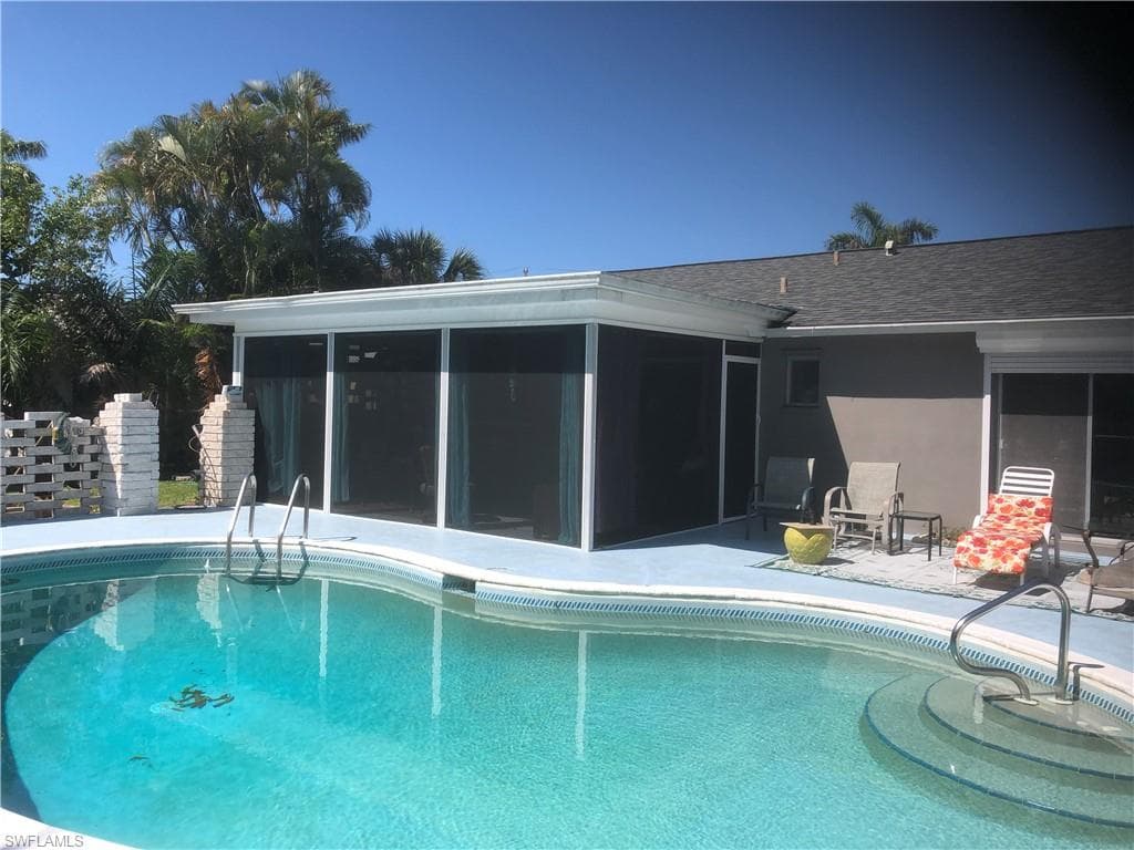 1175 Sandpiper ST NAPLES, FL 34102