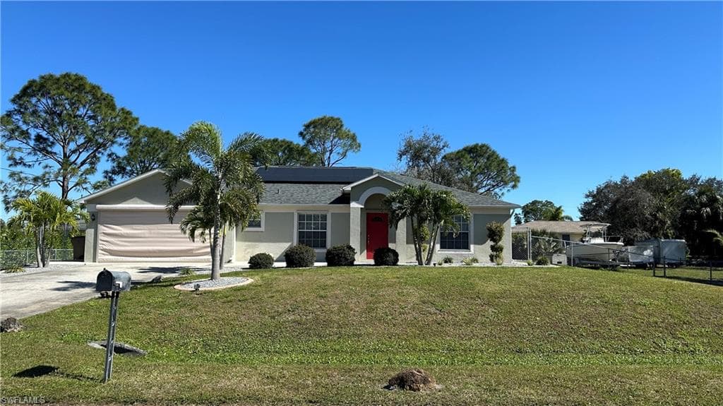 1704 Dale AVE LEHIGH ACRES, FL 33971