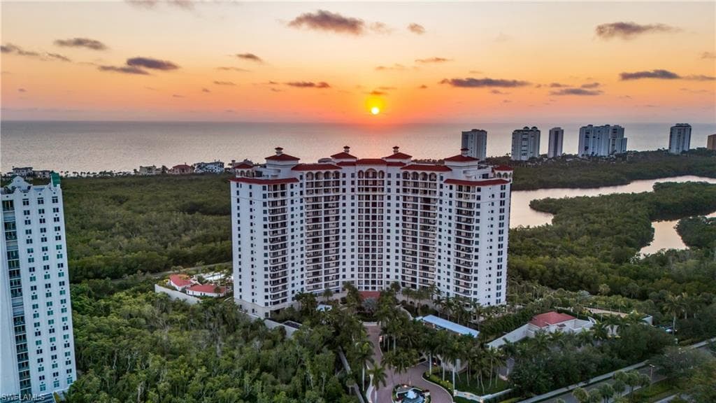 7575 Pelican Bay BLVD 605 NAPLES, FL 34108