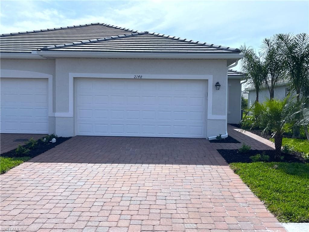 2148 Dragonfuit WAY NAPLES, FL 34120
