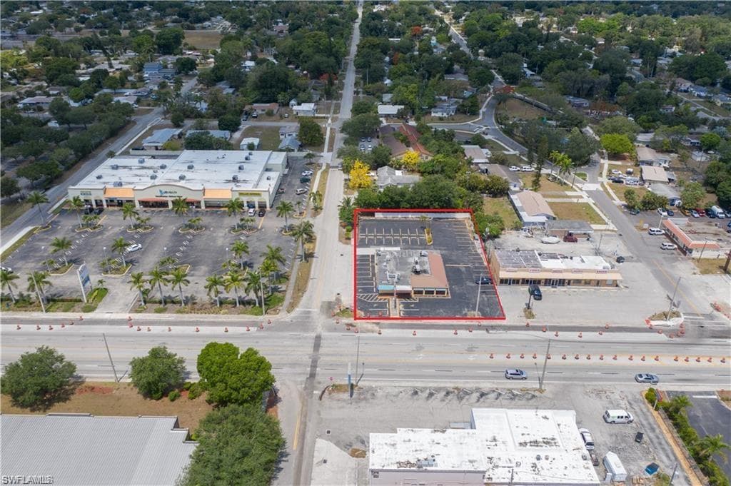 3086 Cleveland AVE FORT MYERS, FL 33901