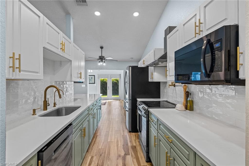 4601 10th AVE CAPE CORAL, FL 33914
