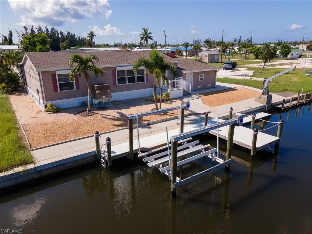 4922 Sandpiper DR ST. JAMES CITY, FL 33956