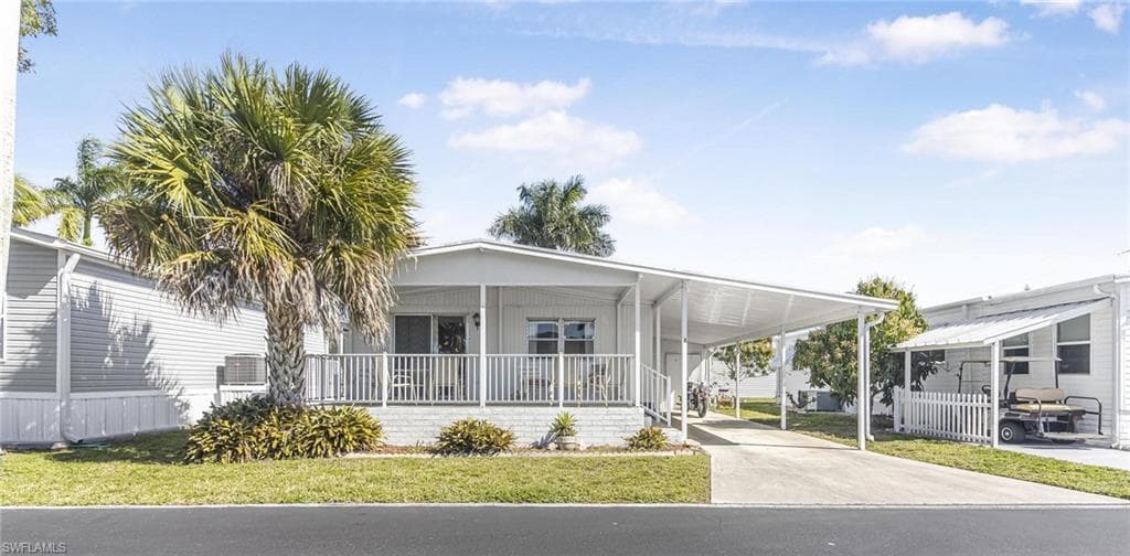 8 Muleshoe TRL NAPLES, FL 34113