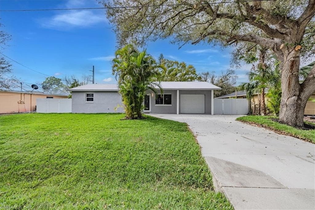 6 NE 17th PL CAPE CORAL, FL 33909