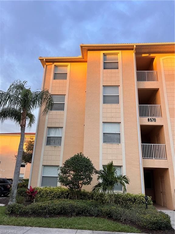 8570 Kingbird LOOP 521 ESTERO, FL 33967