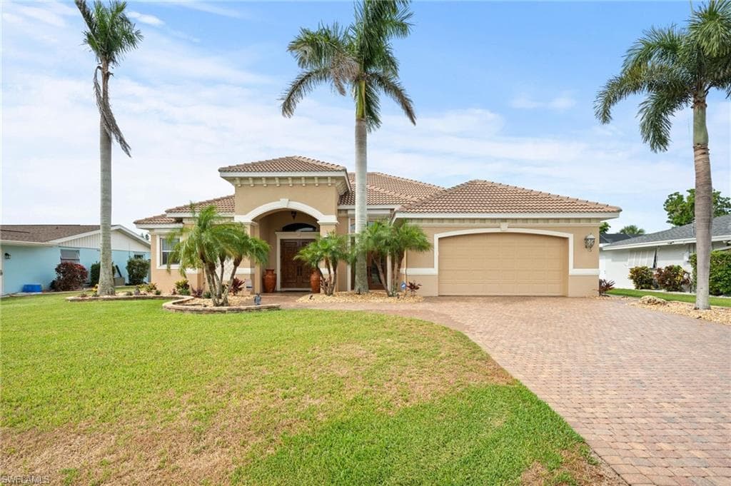 1930 36th ST CAPE CORAL, FL 33904
