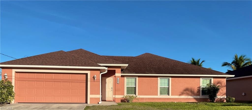 1527 NE 40th ST CAPE CORAL, FL 33909