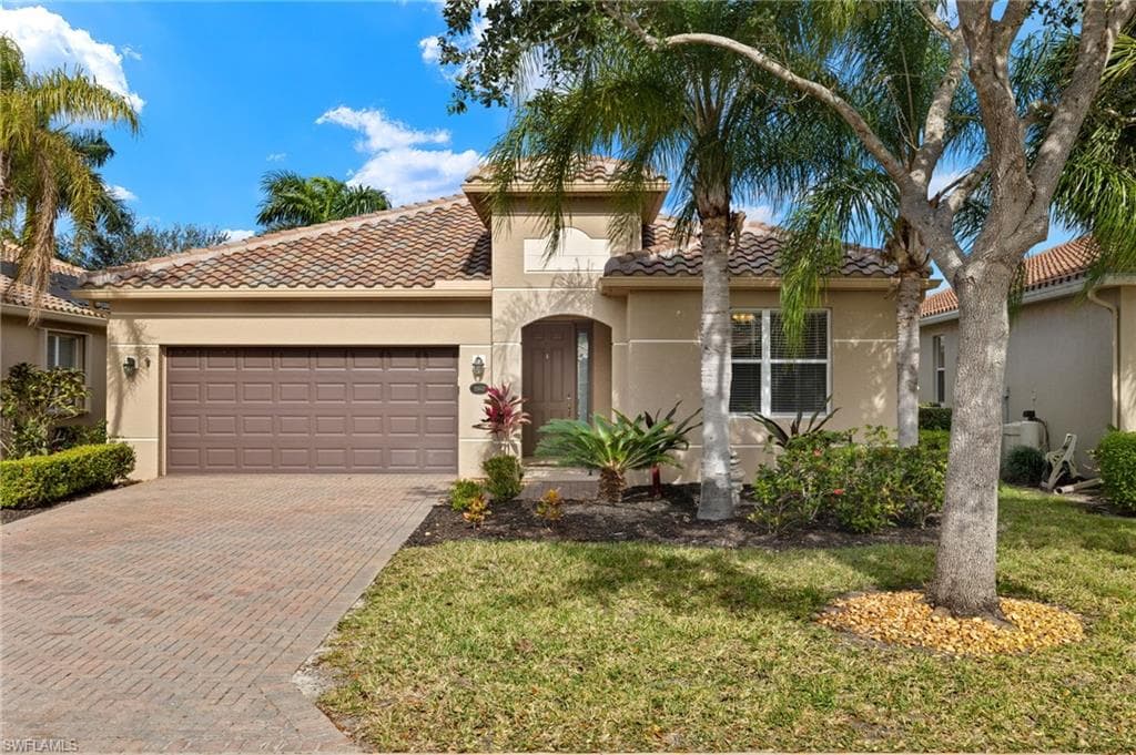 21603 Belvedere LN ESTERO, FL 33928