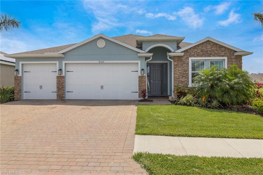 18109 Everson Miles CIR NORTH FORT MYERS, FL 33917