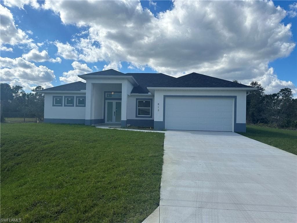 813 Highland AVE LEHIGH ACRES, FL 33972