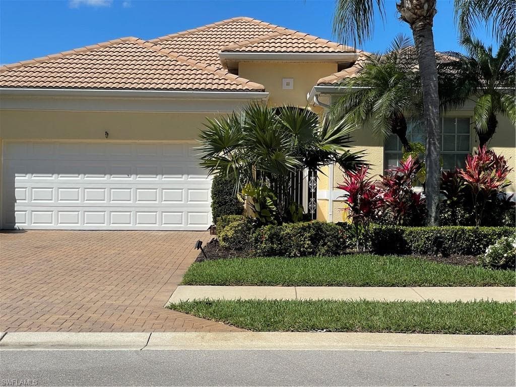 3987 Jasmine Lake Circle NAPLES, FL 34119