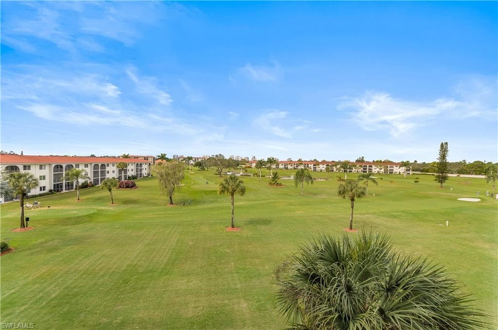 37 High Point CIR E 403 NAPLES, FL 34103