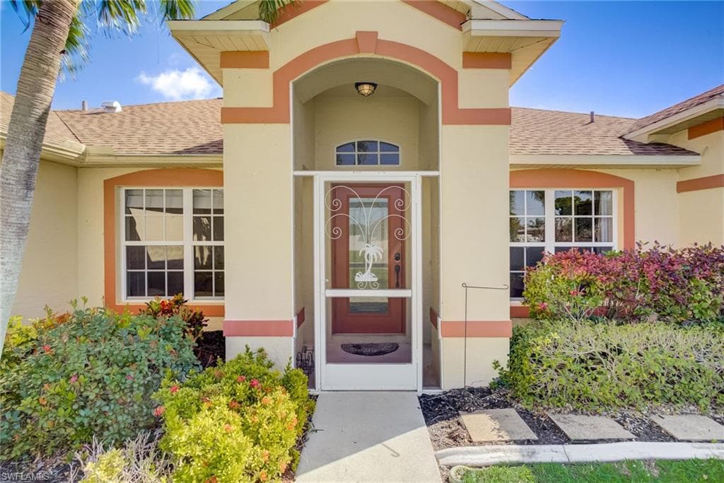 4127 SW 6th AVE CAPE CORAL, FL 33914