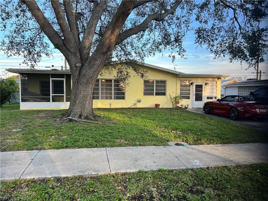 4303 Ellen AVE FORT MYERS, FL 33901