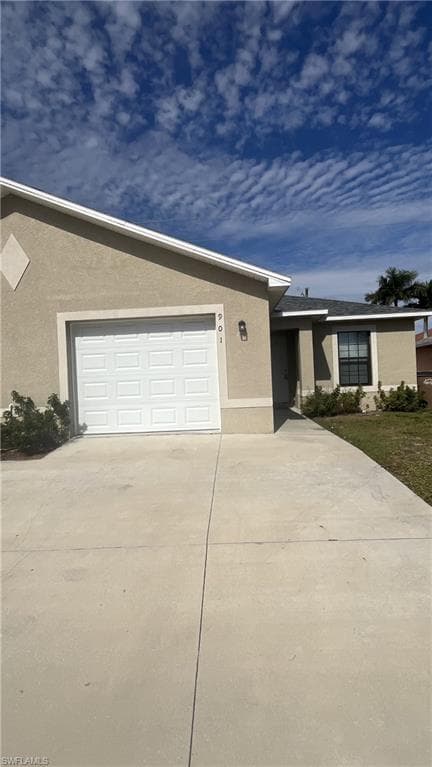 901-903 Cape Coral PKWY W CAPE CORAL, FL 33914