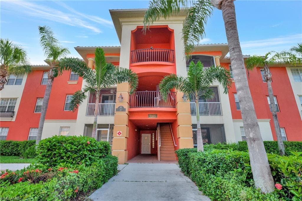 3965 Pomodoro CIR 203 CAPE CORAL, FL 33909