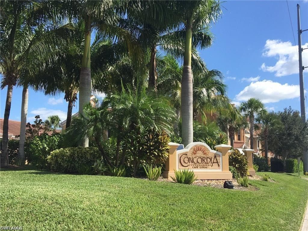 1763 Concordia Lake CIR 3303 CAPE CORAL, FL 33909