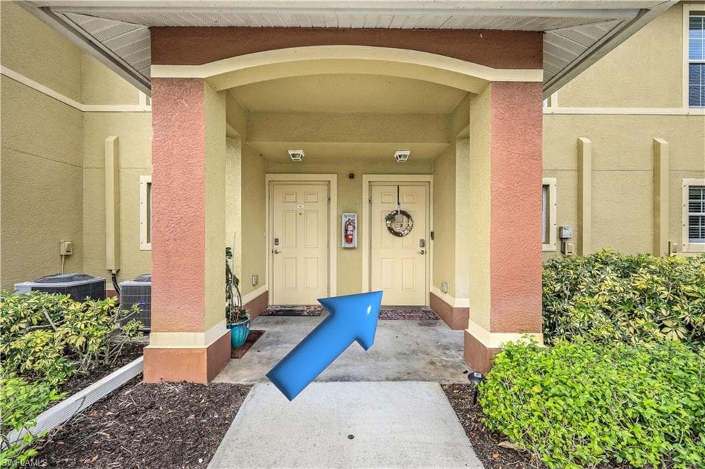 9072 Gervais CIR 304 NAPLES, FL 34120