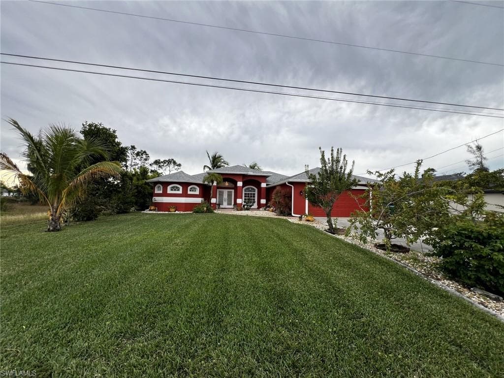 316 SE 13th TER CAPE CORAL, FL 33990