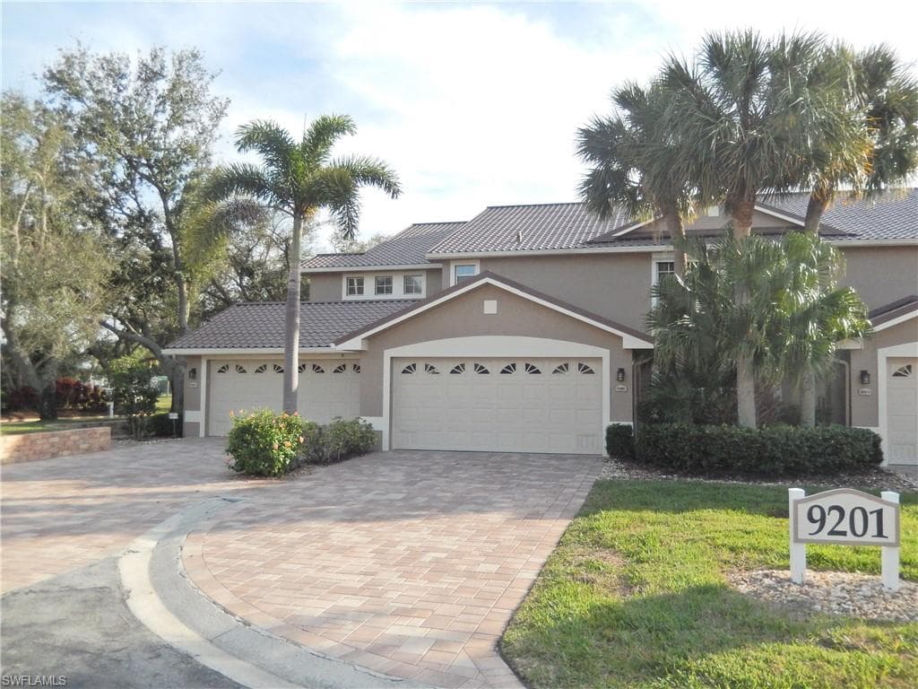 9201 Lalique LN 1601 FORT MYERS, FL 33919