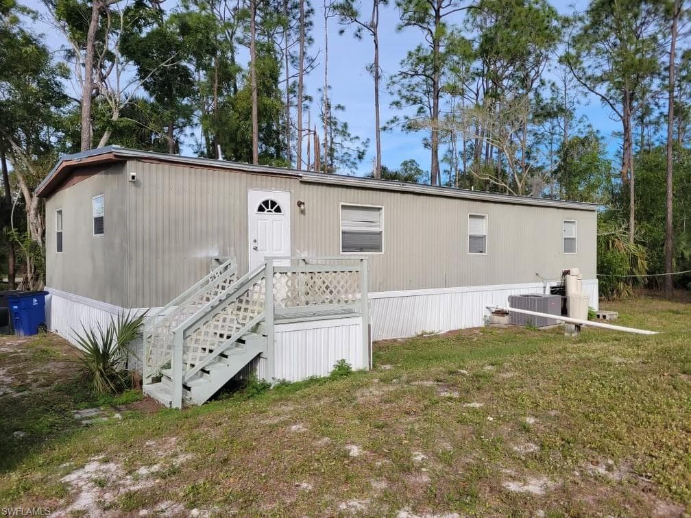 8355 Bogart DR NORTH FORT MYERS, FL 33917