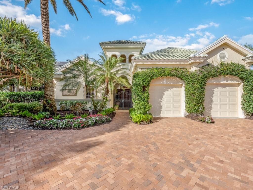 26390 Augusta Creek CT BONITA SPRINGS, FL 34134