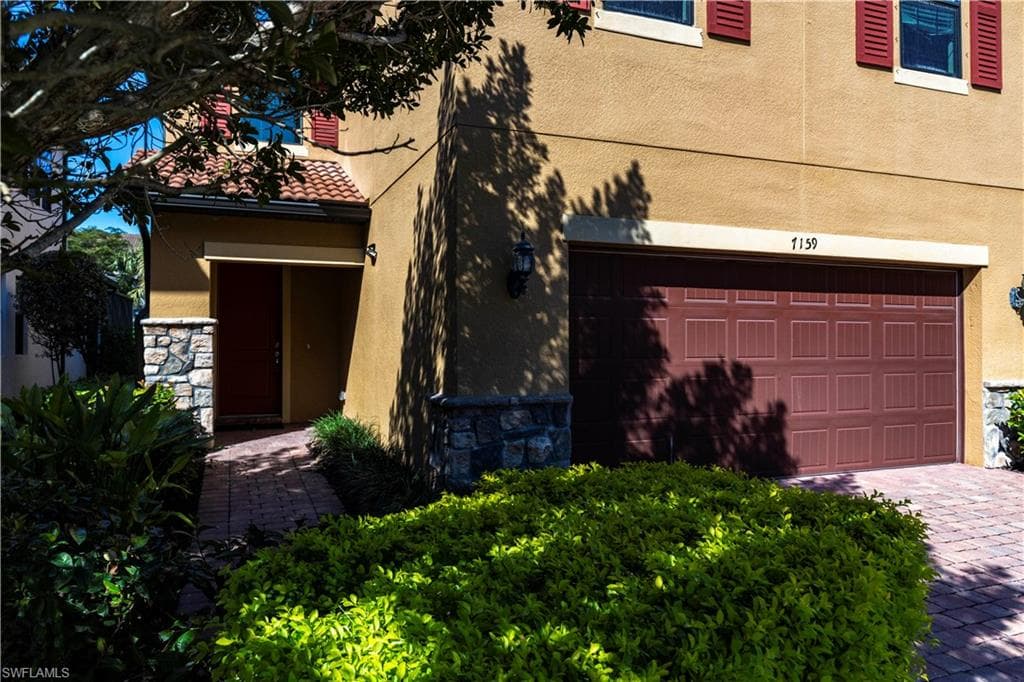 7159 Wilton DR NAPLES, FL 34109