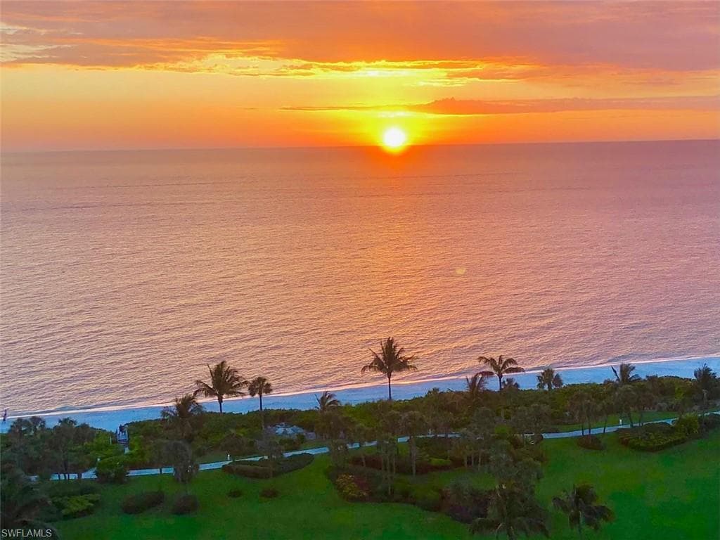 4021 Gulf Shore BLVD 1505 NAPLES, FL 34103