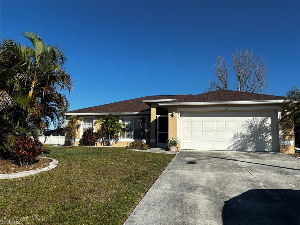 211 NW 14th TER CAPE CORAL, FL 33993
