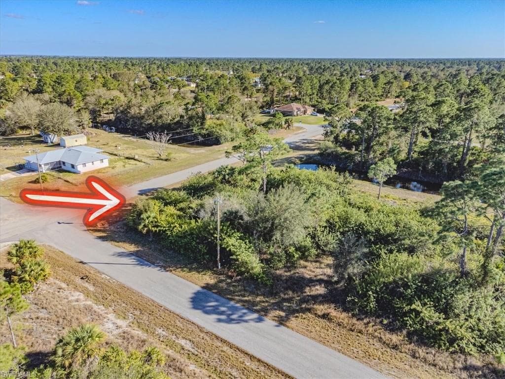 986 Lakeside DR LEHIGH ACRES, FL 33974