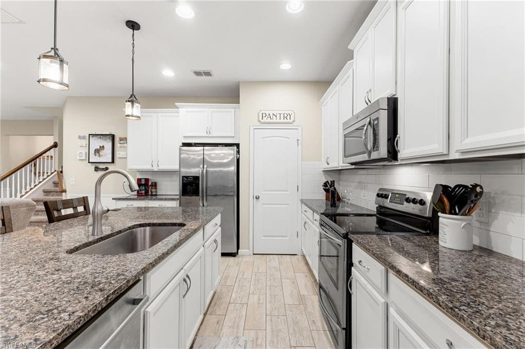11839 Meadowgate PL BRADENTON, FL 34211