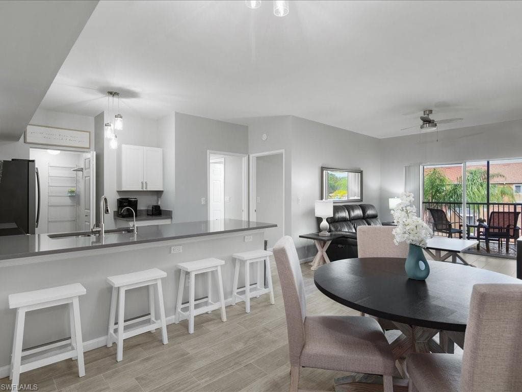 1835 Florida Club CIR 3305 NAPLES, FL 34112
