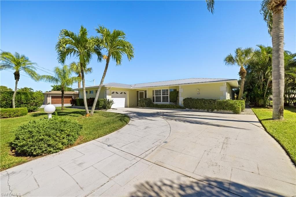 3113 SE 18th AVE CAPE CORAL, FL 33904
