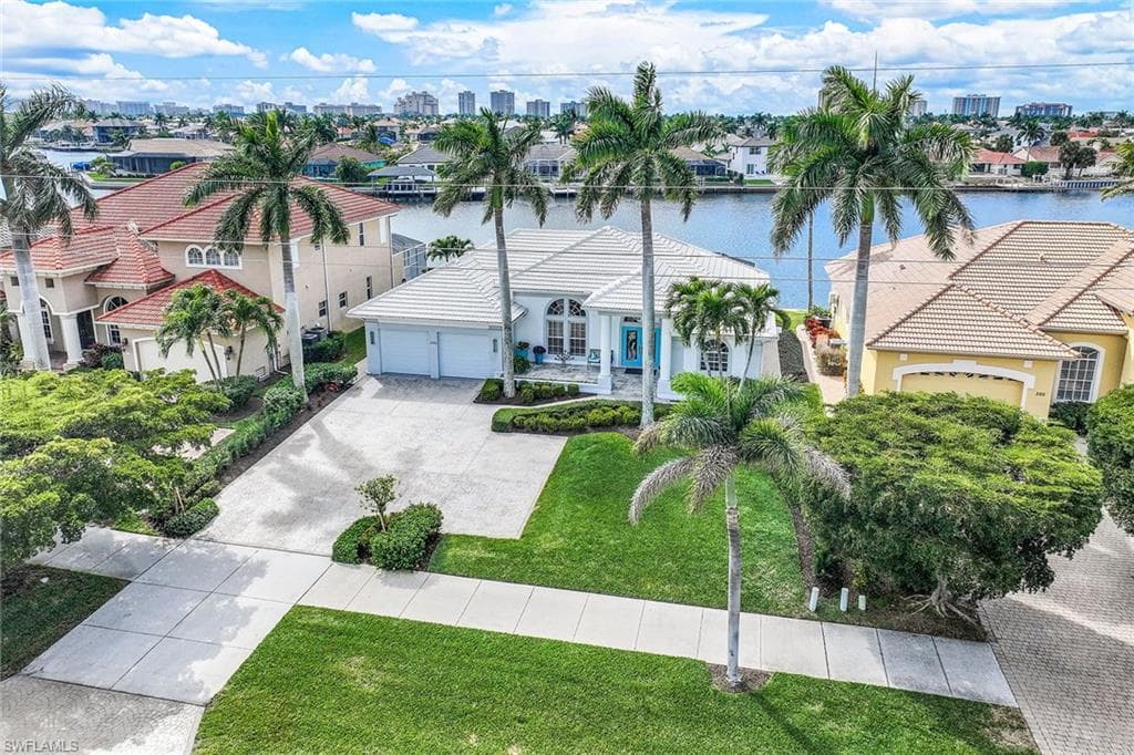 296 Bald Eagle DR MARCO ISLAND, FL 34145