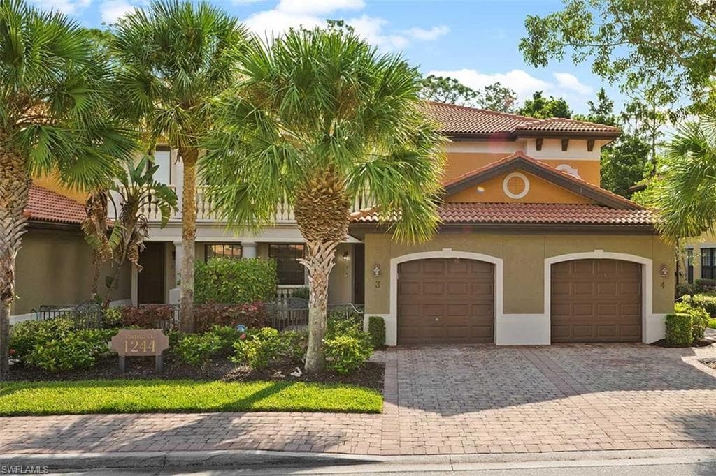1244 Carpazi CT 3 NAPLES, FL 34105