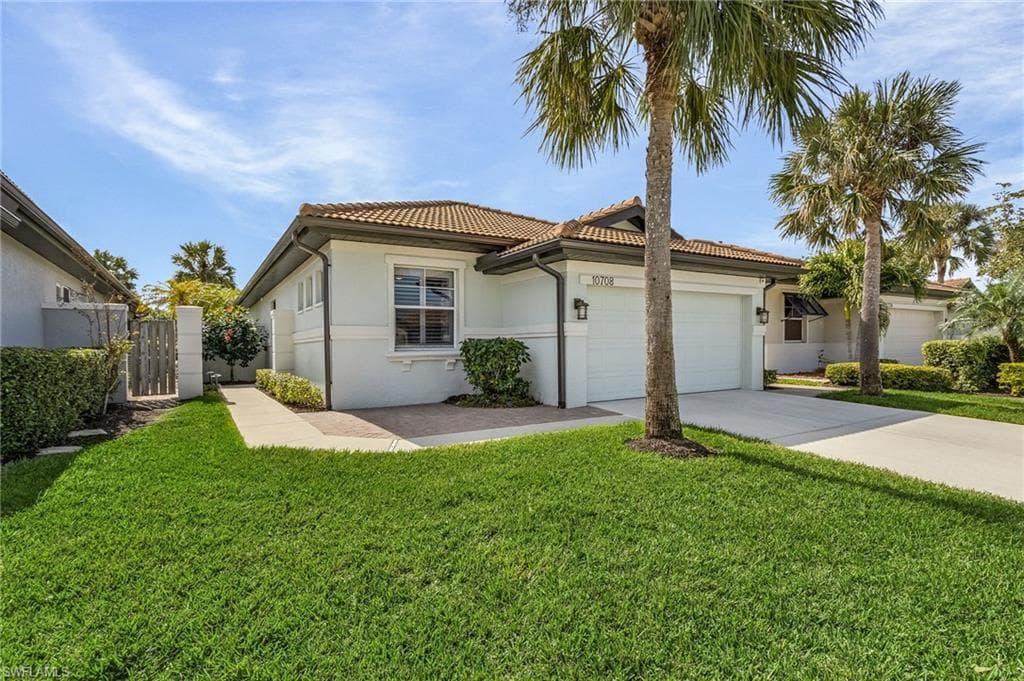 10708 Avila CIR FORT MYERS, FL 33913