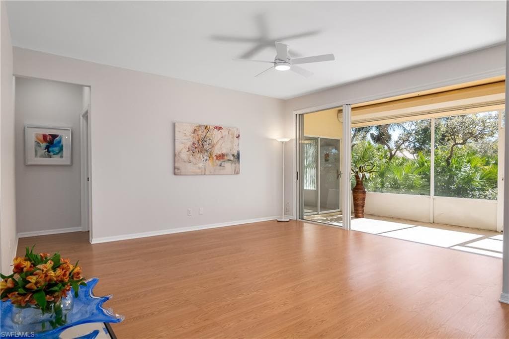 327 Emerald Bay CIR W6 NAPLES, FL 34110