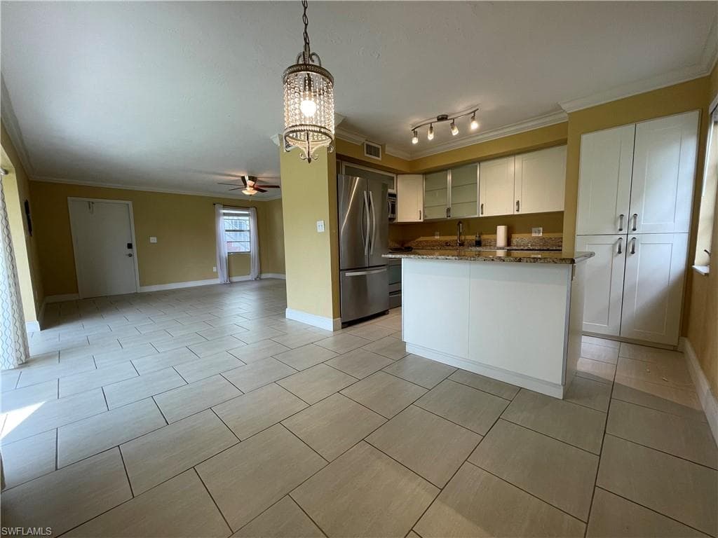 1400 Pompei LN 77 NAPLES, FL 34103