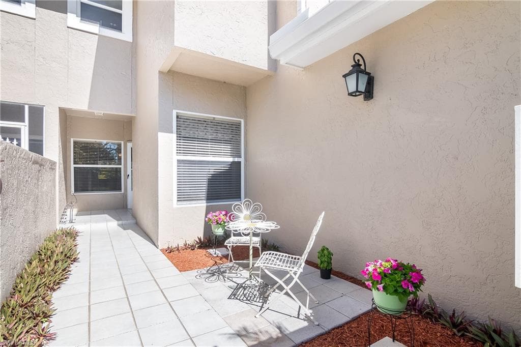 314 Emerald Bay CIR I3 NAPLES, FL 34110