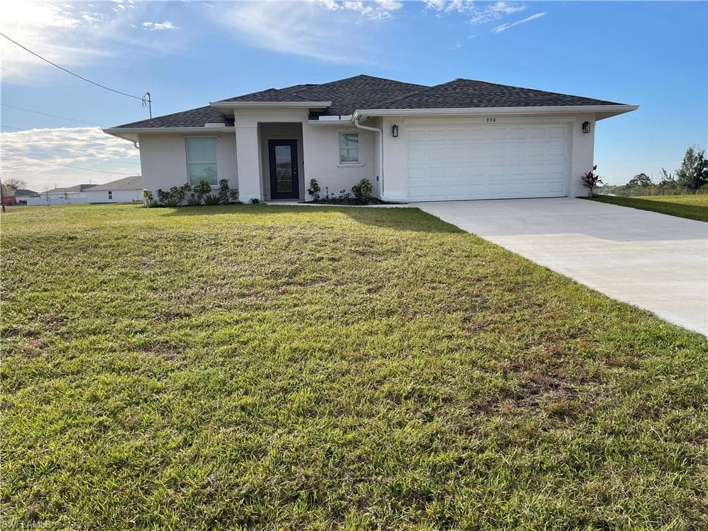 906 30th ST CAPE CORAL, FL 33993
