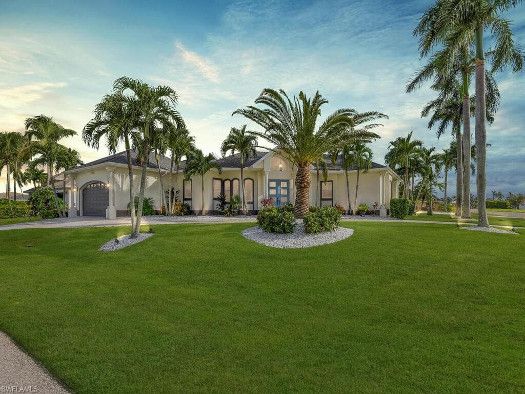 3723 SE 18th PL CAPE CORAL, FL 33904