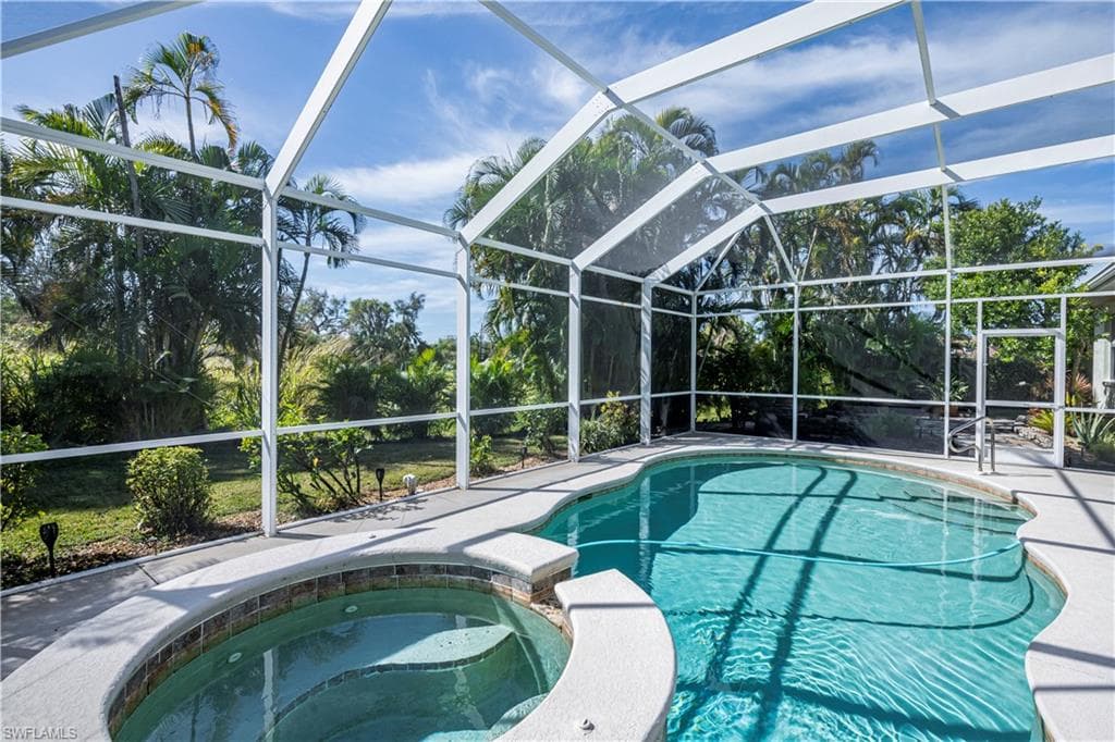 8783 Banyan Cove CIR FORT MYERS, FL 33919