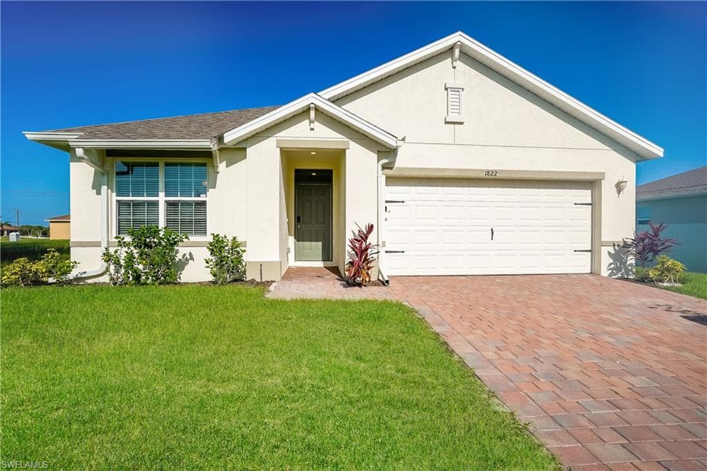 1822 NE 4th PL CAPE CORAL, FL 33909