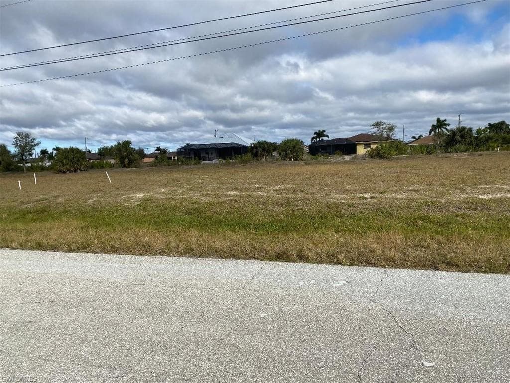 2207 NW 3rd TER CAPE CORAL, FL 33993