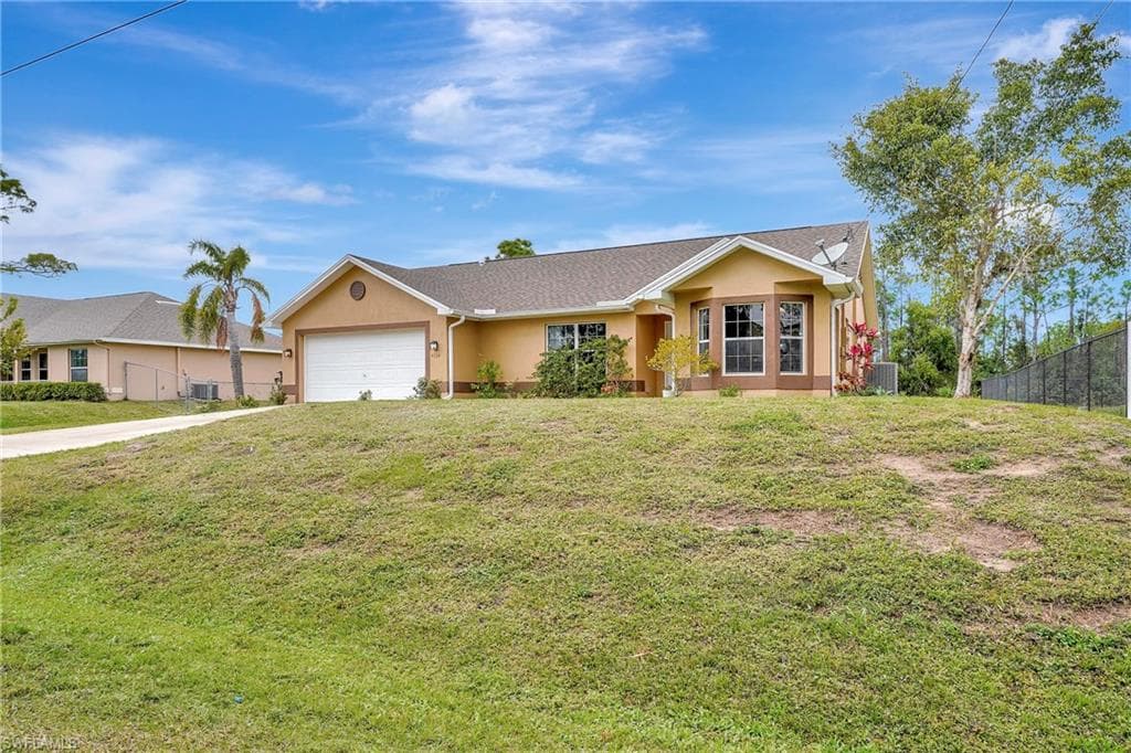 4114 16th ST W LEHIGH ACRES, FL 33971
