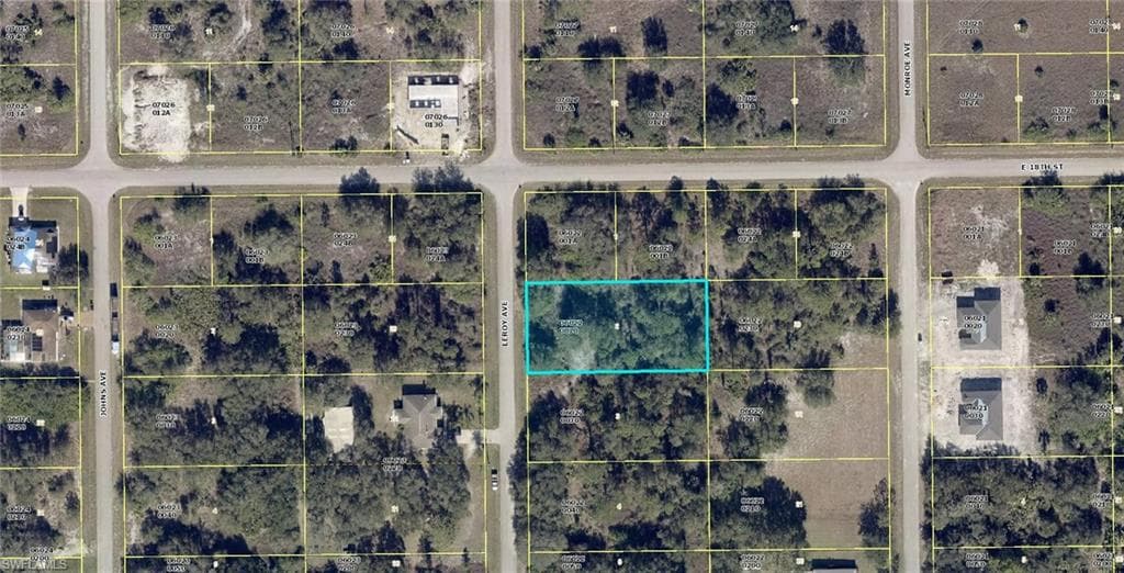 1720 Leroy AVE LEHIGH ACRES, FL 33972