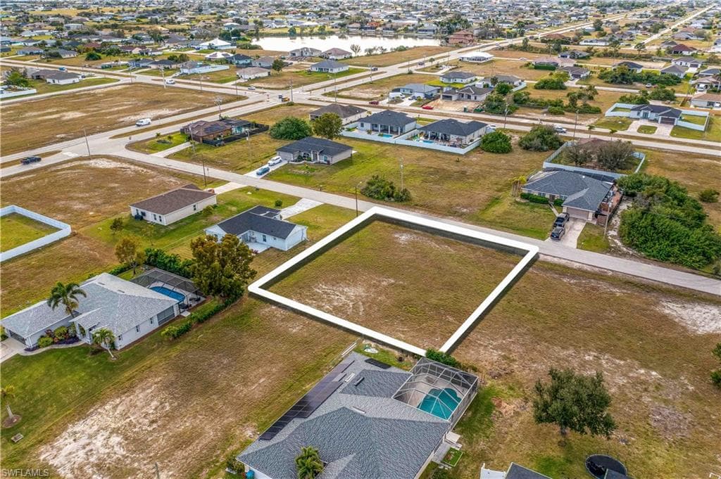 1617 NW 7th PL CAPE CORAL, FL 33993