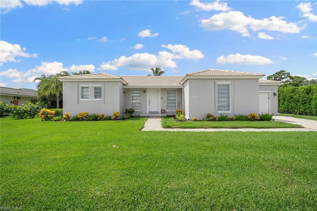 1241 Fruitland AVE MARCO ISLAND, FL 34145